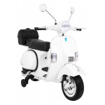 Elektrická motorka Vespa - biela